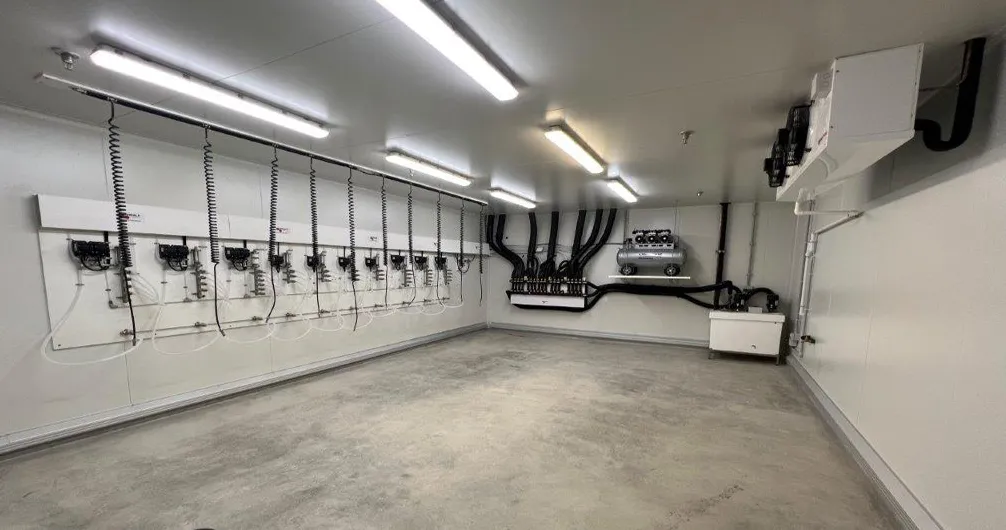 Commercial cold room by Andale Micro Matic